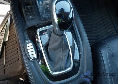 2019 Nissan Rogue Sl z USA, uszkodzony, nr VIN 5N1AT2MT7KC815580